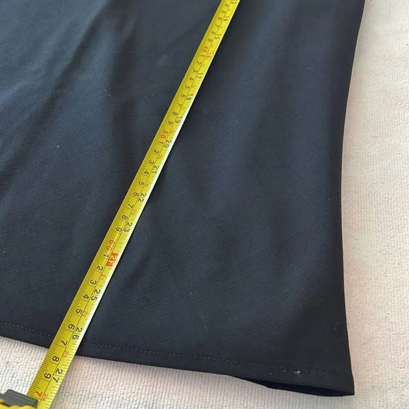 EUC Escada wool Black skirt - size 40 - Picture 2 of 8